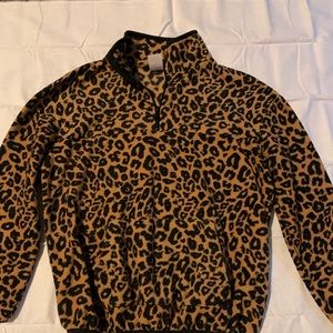Small leopard half zip